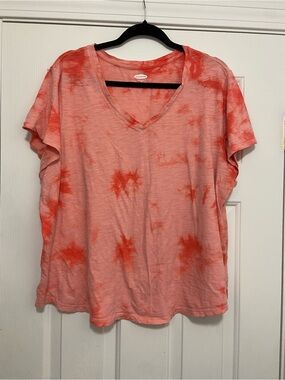 Old Navy Women’s XXL Coral Tie-Dye V-Neck Women's Top